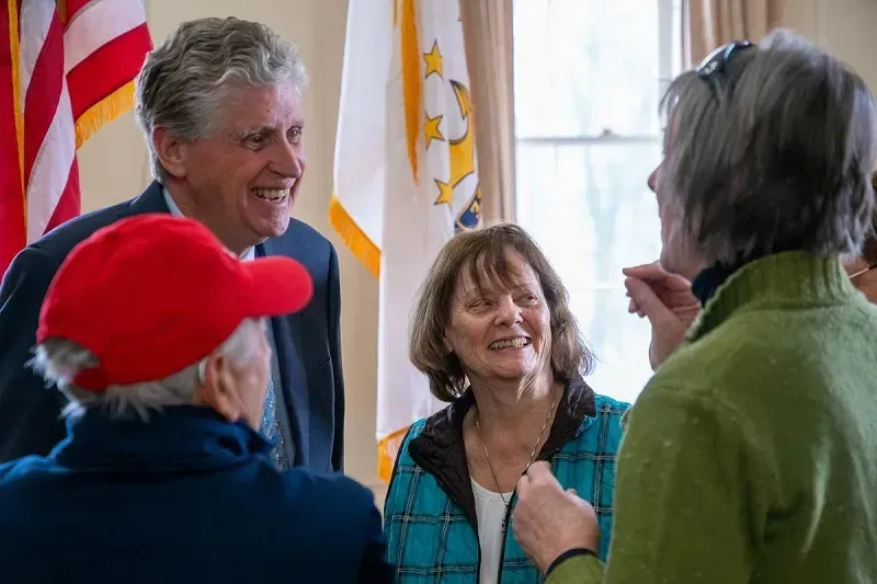 T&ograve;a &aacute;n li&ecirc;n bang ngăn DOJ thu thập dữ liệu cử tri bang Rhode Island