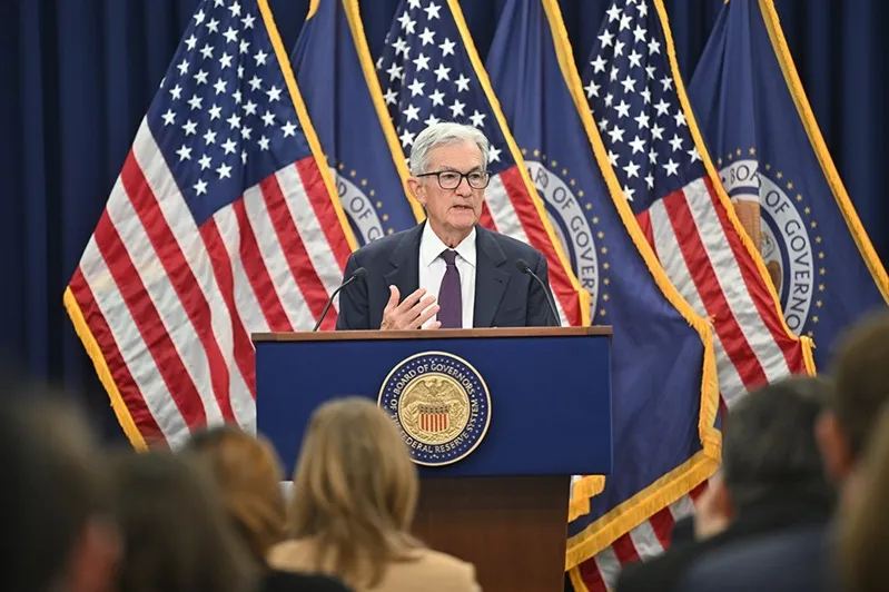 Fed giữ nguyên mức lãi suất Fed giữ nguyên mức lãi suất