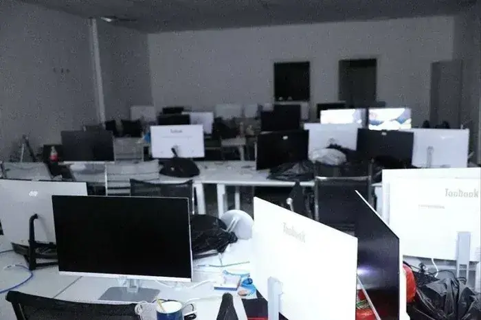 Campuchia quyết liệt trấn áp lừa đảo trực tuyến, sau “tối hậu thư” của Hun Manet Campuchia quyết liệt trấn áp lừa đảo trực tuyến, sau “tối hậu thư” của Hun Manet