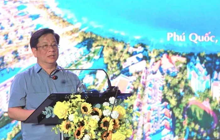 Ph&uacute; Quốc ra mắt Đội phản ứng nhanh du lịch, bảo vệ du kh&aacute;ch 24/7