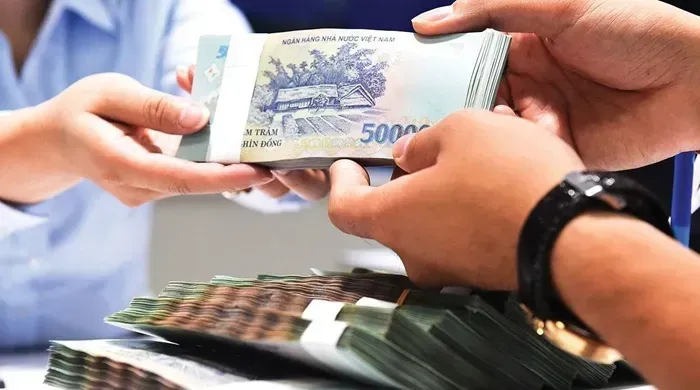 Từ ngày 10/9, doanh nghiệp trả lương chậm bị phạt đến 100 triệu đồng