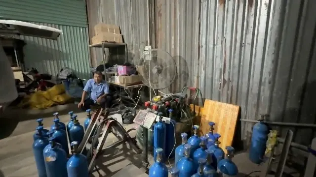 TP. HCM: Triệt phá đường dây bóng cười quy mô lớn, thu lợi bất chính hơn 100 tỷ TP. HCM: Triệt phá đường dây bóng cười quy mô lớn, thu lợi bất chính hơn 100 tỷ