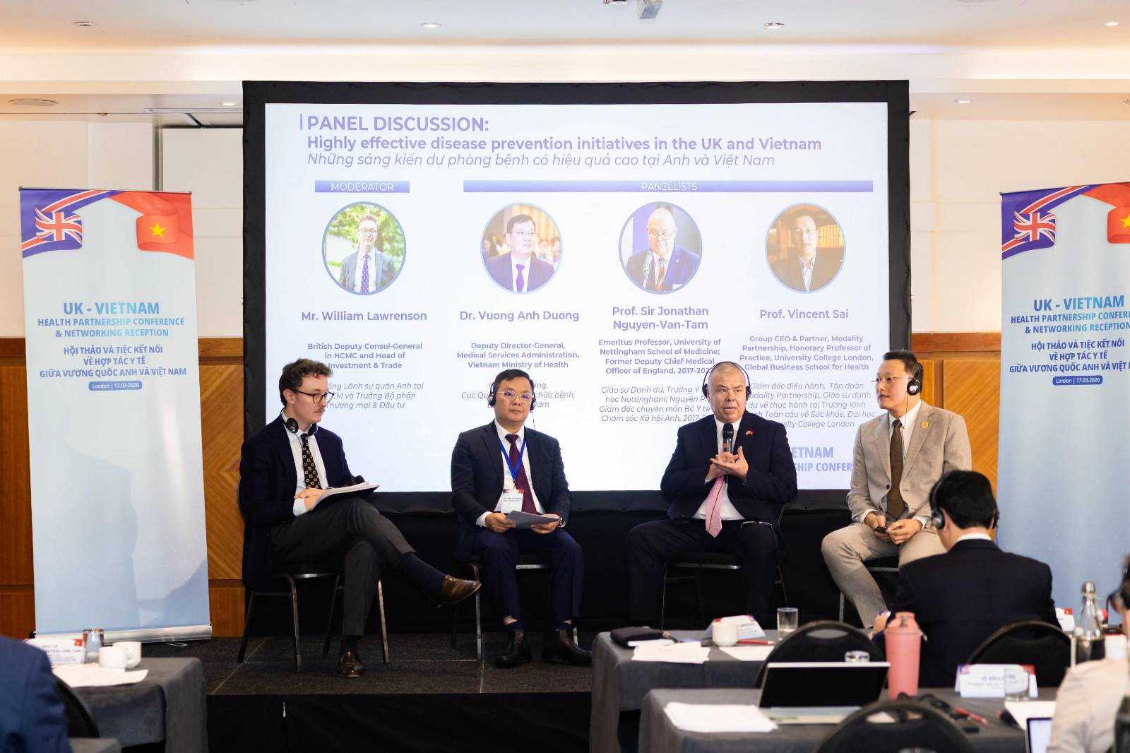 viet-nam-vuong-quoc-anh-tang-cuong-hop-tac-trong-linh-vuc-y-te-3.jpeg Việt Nam - Vương quốc Anh tăng cường hợp tác trong lĩnh vực y tế