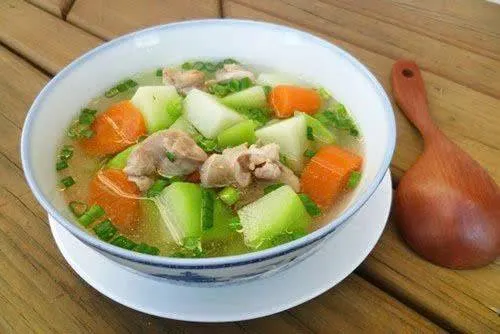 Những lý do su hào nên có mặt trong mỗi bữa ăn