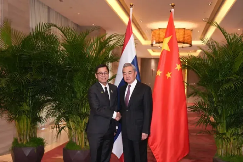 Trung Quốc viện trợ 2,8 triệu USD cho Campuchia sau xung đột Th&aacute;i Lan