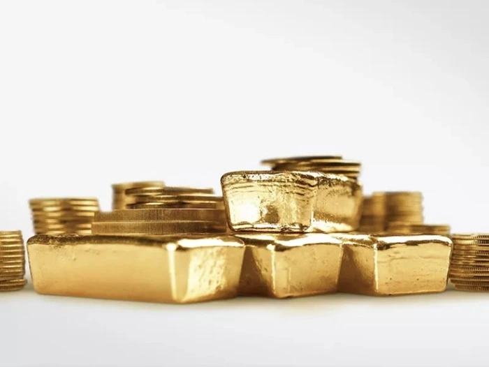 Gi&aacute; v&agrave;ng thế giới lập kỷ lục 5.000 USD/ounce