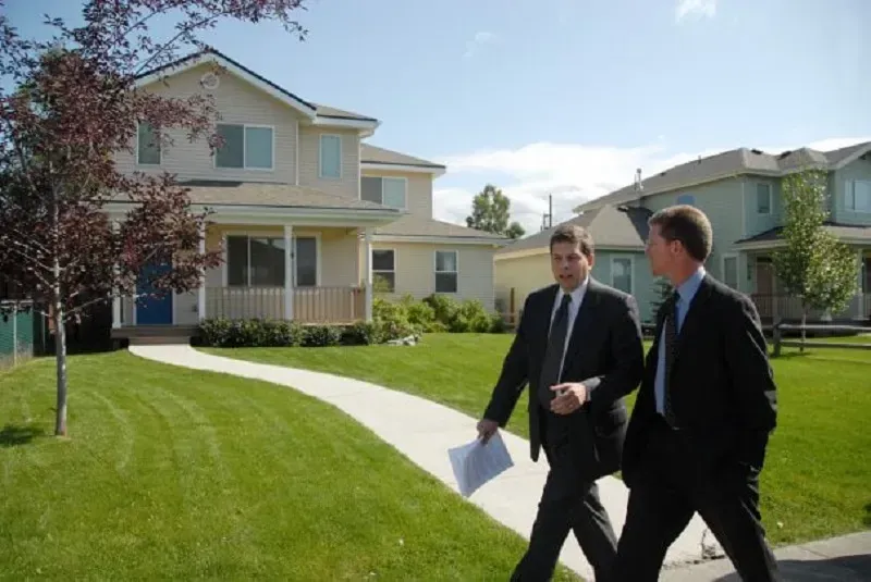 hoa-ky-lai-suat-the-chap-giam-giup-doanh-so-ban-nha-tang-thang-9-2.webp Hoa Kỳ: Lãi suất thế chấp giảm giúp doanh số bán nhà tăng tháng 9