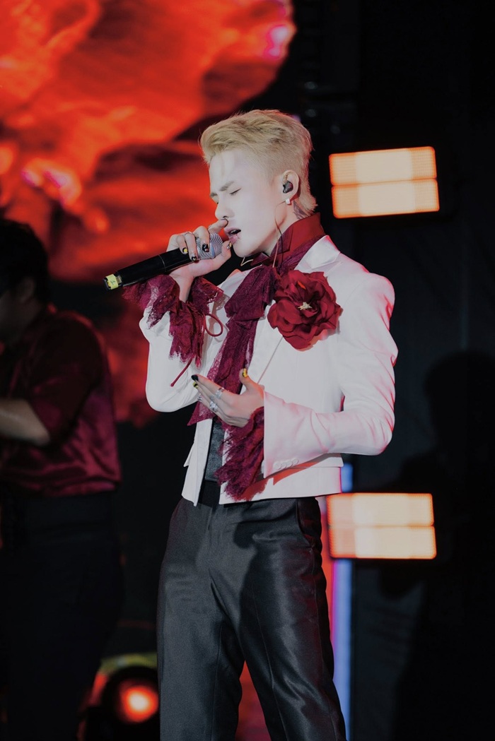 ca-si-jack-bi-phat-55-trieu-dong-cam-dien-9-thang-1.jpg Ca sĩ Jack bị phạt 55 triệu đồng, cấm diễn 9 tháng