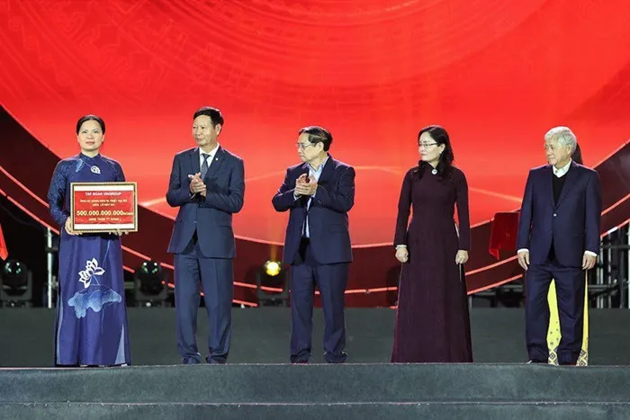 khai-mac-tuan-dai-doan-ket-dan-toc-huong-ve-mien-trung-3_11zon.webp Khai mạc Tuần “Đại đoàn kết dân tộc” hướng về miền Trung