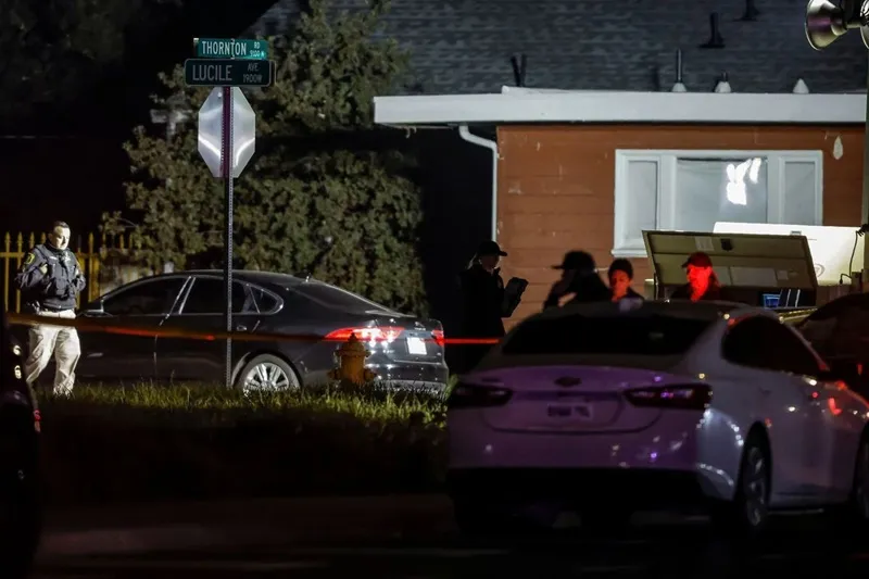 Xả súng tại tiệc sinh nhật ở California khiến nhiều người thương vong Xả súng tại tiệc sinh nhật ở California khiến nhiều người thương vong