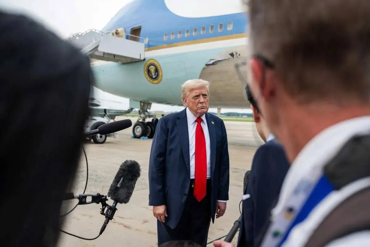 Chính quyền Trump phạm luật khi gỡ bỏ công cụ theo dõi ngân sách liên bang Chính quyền Trump phạm luật khi gỡ bỏ công cụ theo dõi ngân sách liên bang
