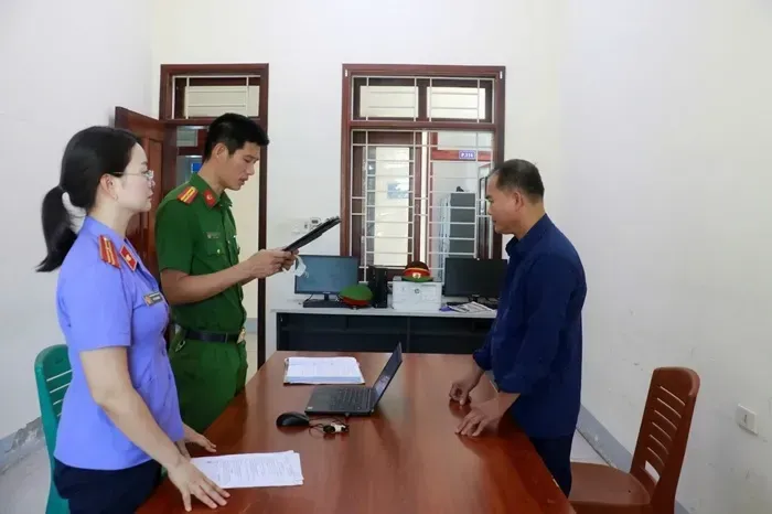 Triệt ph&aacute; đường d&acirc;y sản xuất thuốc giả m&oacute;c nối KOL quảng c&aacute;o, thu lợi 5 tỷ đồng