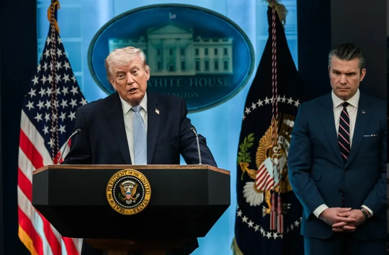 &Ocirc;ng Trump th&ocirc;ng b&aacute;o gia hạn lệnh ngừng bắn với Iran 