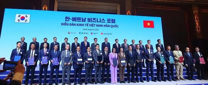Việt Nam lần đầu xuất khẩu 5.000 máy bay không người lái sang Hàn Quốc Việt Nam lần đầu xuất khẩu 5.000 máy bay không người lái sang Hàn Quốc