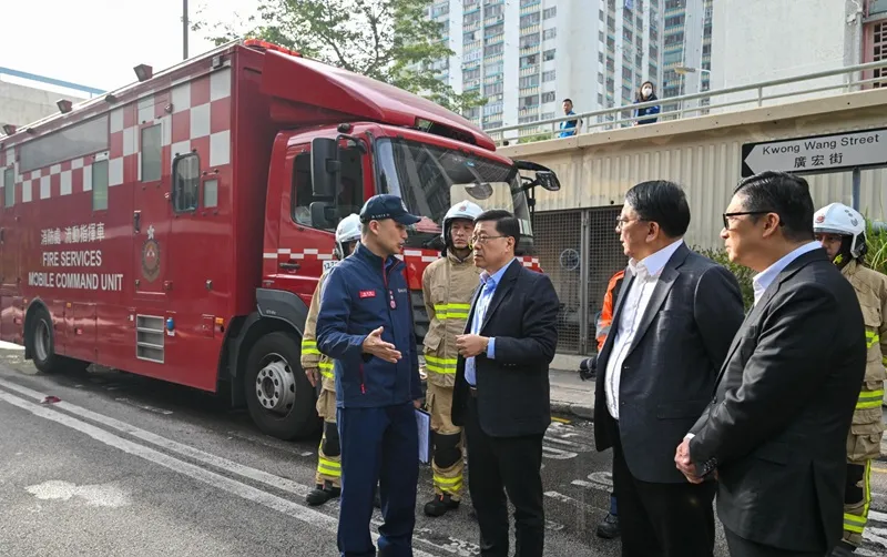 Bắt giữ thêm nghi phạm trong vụ cháy chung cư ở Hong Kong Bắt giữ thêm nghi phạm trong vụ cháy chung cư ở Hong Kong