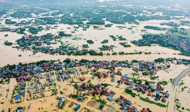 Việt Nam: Hỗ trợ khẩn cấp 140 tỷ đồng cho các tỉnh thiệt hại do mưa lũ