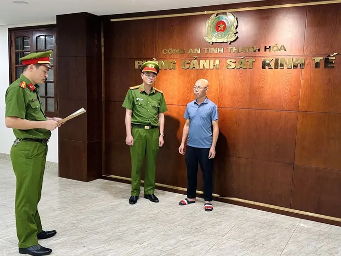 Làm giả nhãn "Nem chua rán Hà Nội", giám đốc doanh nghiệp bị khởi tố