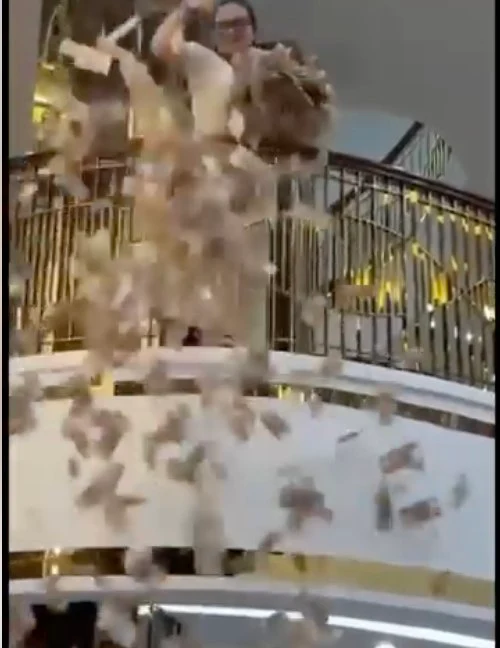 &ldquo;Nữ ho&agrave;ng livestream&rdquo; Ho&agrave;ng Hường bị điều tra h&agrave;nh vi sản xuất, bu&ocirc;n b&aacute;n h&agrave;ng giả