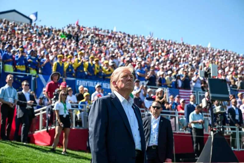 Trump áp thuế cao với dược phẩm, xe tải hạng nặng, đồ gia dụng