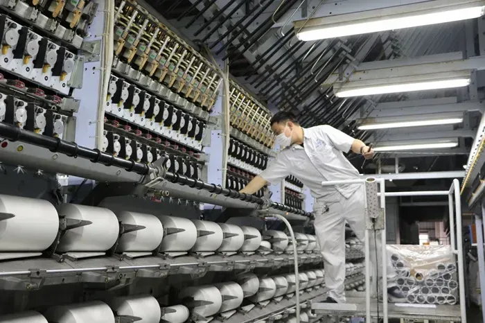 Việt Nam gia hạn thuế chống b&aacute;n ph&aacute; gi&aacute; sợi polyester với 4 quốc gia