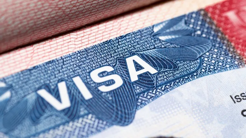 Doanh nghiệp Hoa Kỳ sắp gánh thêm chi phí khi gia hạn visa H-1B, L-1 cho nhân sự