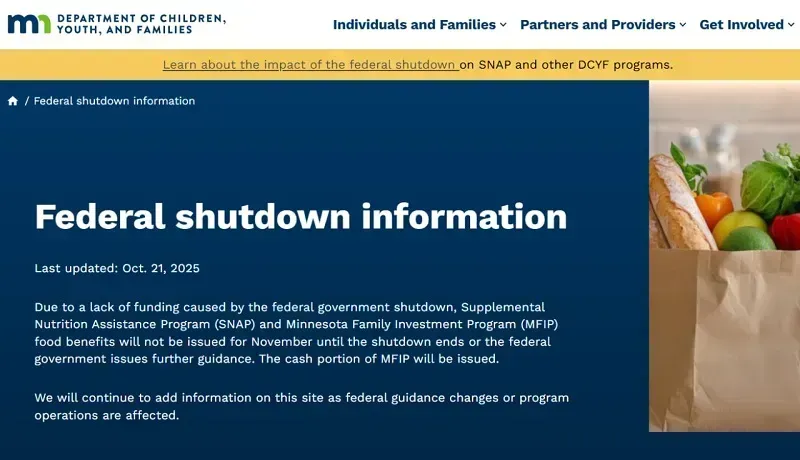 SNAP tháng 11 tạm ngừng nếu Chính phủ đóng cửa qua ngày 27/10?