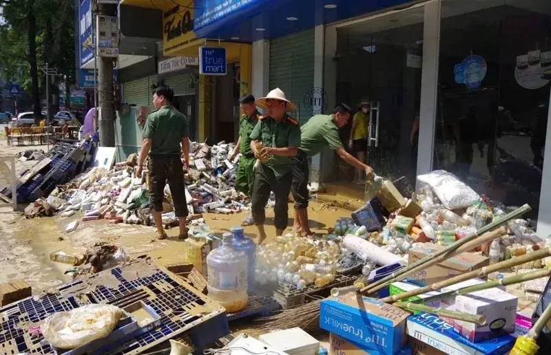 Vương quốc Anh hỗ trợ Việt Nam tăng khả năng chống chịu thiên tai Vương quốc Anh hỗ trợ Việt Nam tăng khả năng chống chịu thiên tai