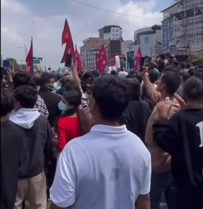 Nepal tạm ổn định sau một tuần biến động?