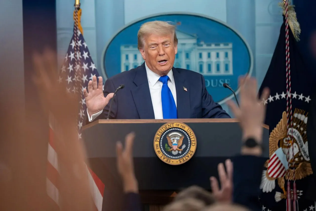 Tổng thống Trump thành lập loại hình công chức liên bang mới - “Schedule G”