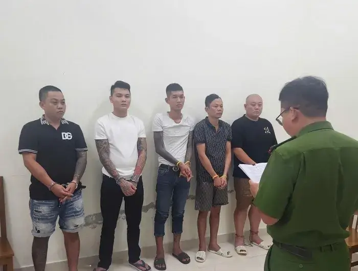 Đà Nẵng: Tạm giữ 5 người giam công dân Trung Quốc trái pháp luật