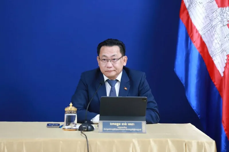 Campuchia k&ecirc;u gọi Th&aacute;i Lan chấm dứt c&aacute;c hoạt động qu&acirc;n sự 