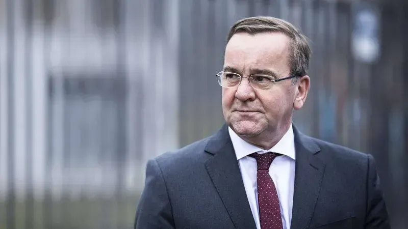 Trụ cột quốc ph&ograve;ng EU từ chối y&ecirc;u cầu điều t&agrave;u chiến đến eo biển Hormuz