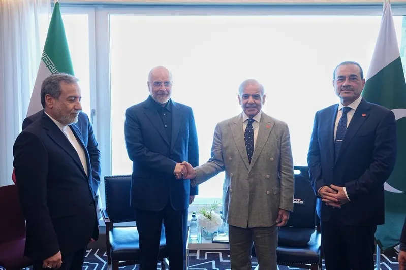 hoa-ky-iran-ket-thuc-vong-dam-phan-dau-tien-voi-tin-hieu-tich-cuc-4_11zon.webp Hoa Kỳ - Iran kết thúc vòng đàm phán đầu tiên với tín hiệu tích cực