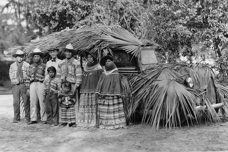 Động th&aacute;i phủ quyết hai dự luật của &ocirc;ng Trump g&acirc;y phẫn nộ