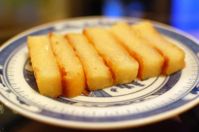 banh-khoai-mi-nuong-huong-vi-dan-da-tu-ky-uc-tuoi-tho1_11zon.webp Bánh khoai mì nướng – Hương vị dân dã từ ký ức tuổi thơ