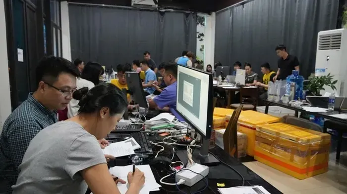 Việt Nam triệt ph&aacute; đường d&acirc;y lừa đảo xuy&ecirc;n quốc gia, bắt giữ 118 người