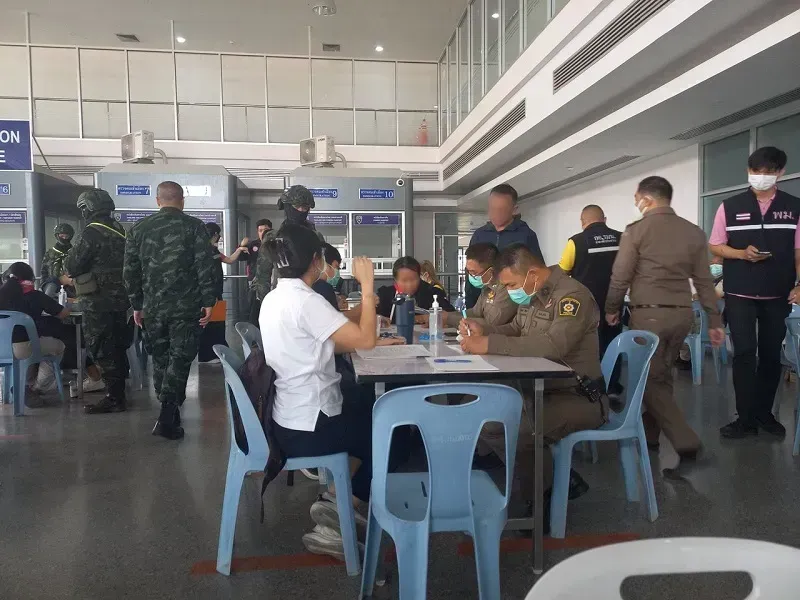 Myanmar kêu gọi các nước tiếp nhận công dân bị bắt liên quan đến lừa đảo Myanmar kêu gọi các nước tiếp nhận công dân bị bắt liên quan đến lừa đảo