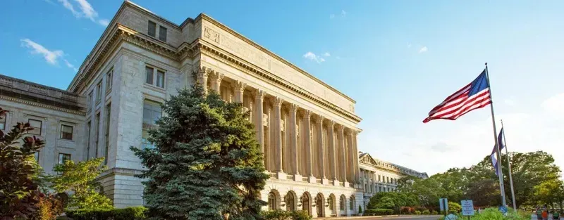 Thêm cơ quan Chính phủ đình chỉ trợ cấp tài chính liên bang cho Minnesota Thêm cơ quan Chính phủ đình chỉ trợ cấp tài chính liên bang cho Minnesota