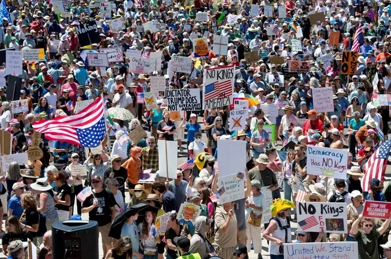 Biểu tình phản đối chính sách của ông Trump lan rộng khắp Hoa Kỳ Biểu tình phản đối chính sách của ông Trump lan rộng khắp Hoa Kỳ