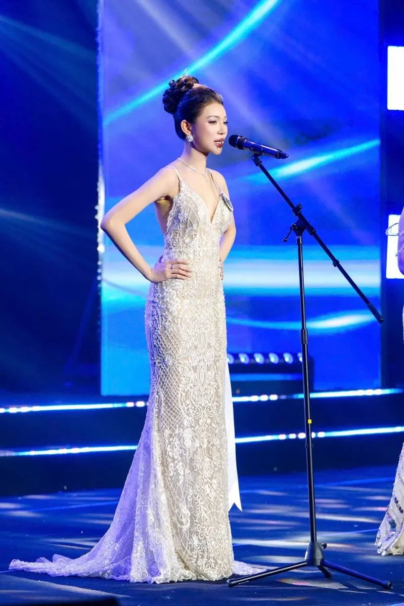 &Aacute; hậu 3 Ng&ocirc; Bảo Tr&acirc;n: Nhan sắc đằm thắm tại Hoa hậu Biển Việt Nam 2025