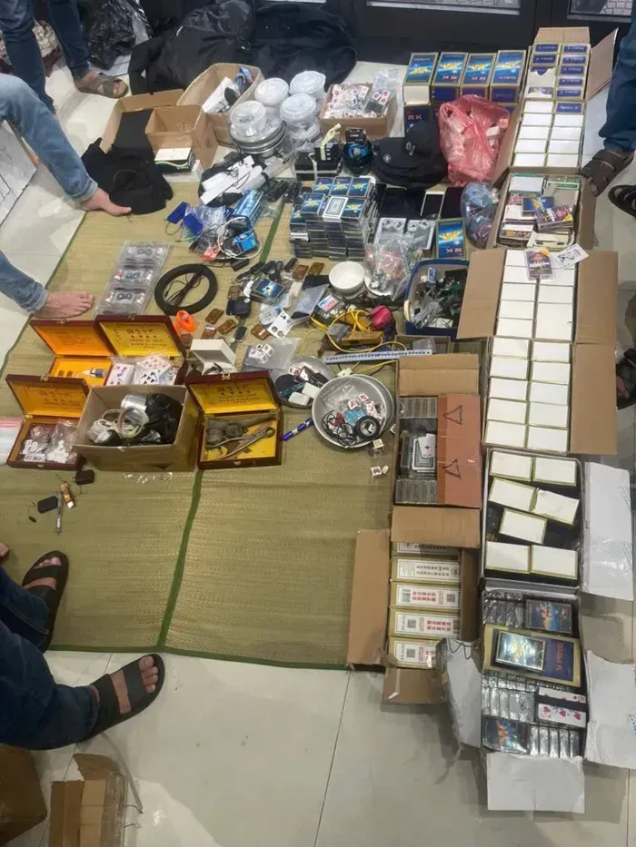 Đ&agrave; Nẵng triệt ph&aacute; 2 điểm mua b&aacute;n thiết bị gian lận phục vụ cờ bạc