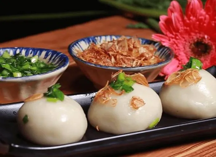 banh-it-tran-dac-san-truyen-thong-mien-trung-2_11zon.webp Bánh ít trần - Đặc sản truyền thống miền Trung