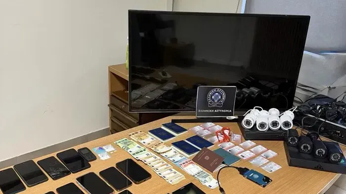 Europol b&oacute;c gỡ mạng lưới đưa người di cư tr&aacute;i ph&eacute;p qua 4 quốc gia 