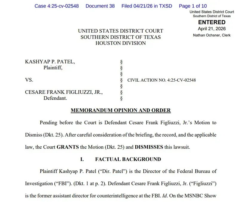 Gi&aacute;m đốc FBI kh&aacute;ng c&aacute;o vụ t&ograve;a sơ thẩm b&aacute;c đơn kiện phỉ b&aacute;ng