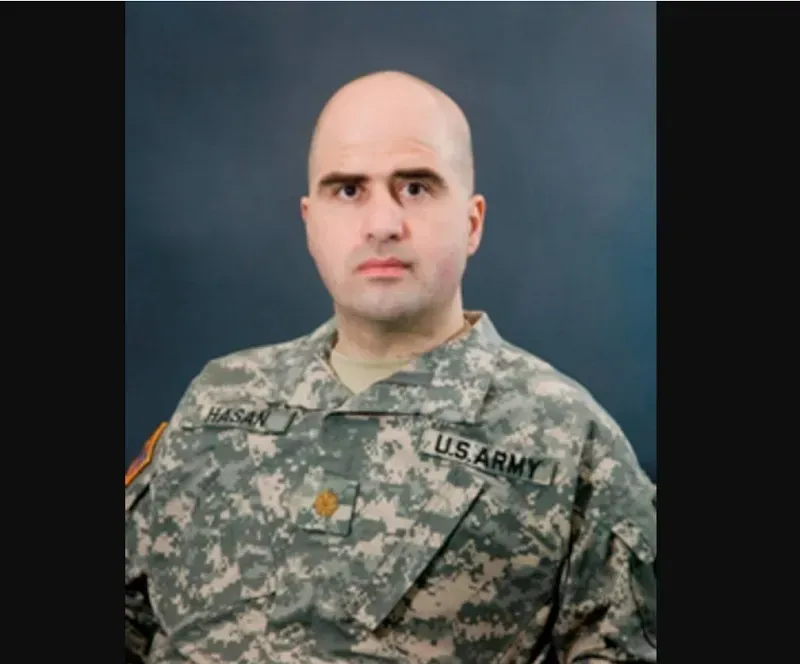 Ông Trump hủy kế hoạch phát trực tiếp vụ hành quyết hung thủ xả súng Fort Hood