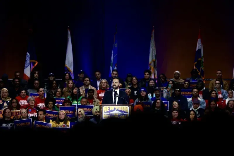 Texas sẽ áp thuế 100% lên người dân New York chuyển đến bang Texas sẽ áp thuế 100% lên người dân New York chuyển đến bang