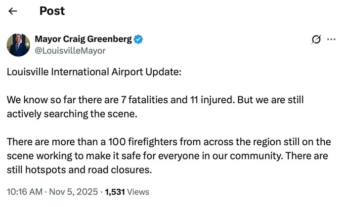 Máy bay chở hàng rơi bốc cháy dữ dội tại Hoa Kỳ