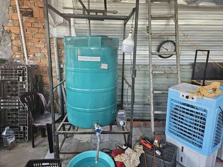 Đà Nẵng: Triệt phá cơ sở sản xuất giấm giả, mỗi ngày tung ra hơn 1.000 lít