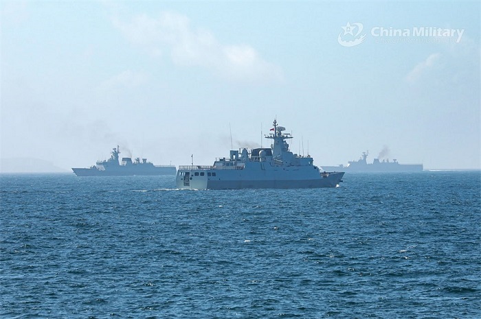 Tàu Trung Quốc tiến sát, Đài Loan trong tình trạng báo động