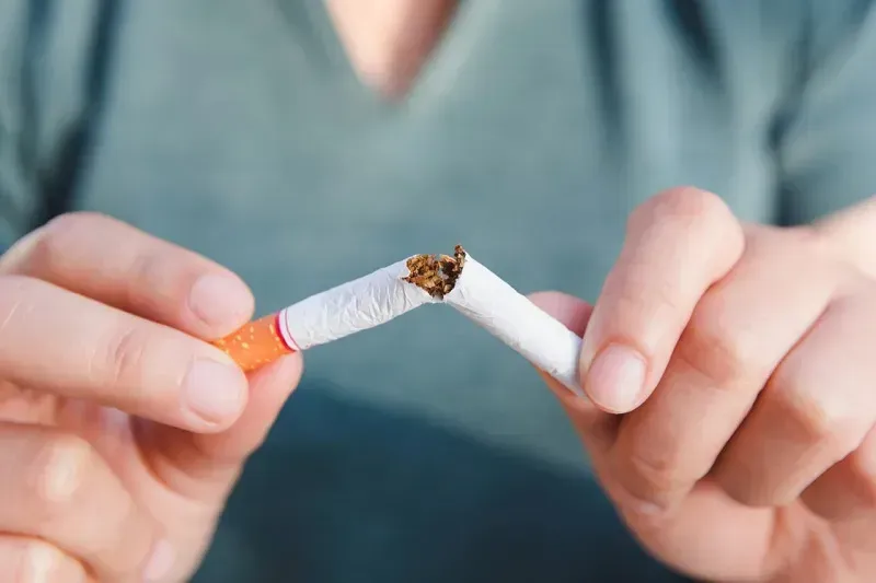 Hoa Kỳ: Tỷ lệ người trưởng th&agrave;nh h&uacute;t thuốc l&aacute; giảm xuống mức thấp kỷ lục